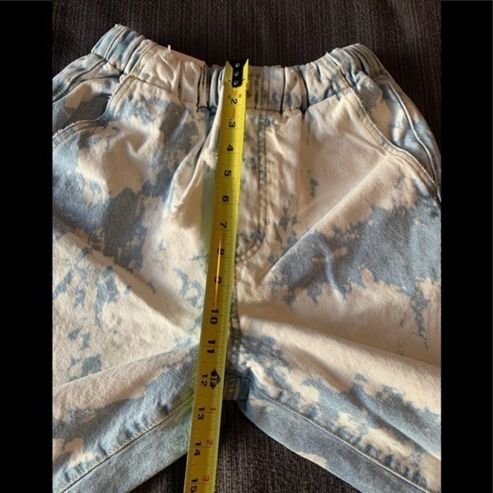 Zara Bleached Blue and Cream Jean Shorts - Picture 16 of 16